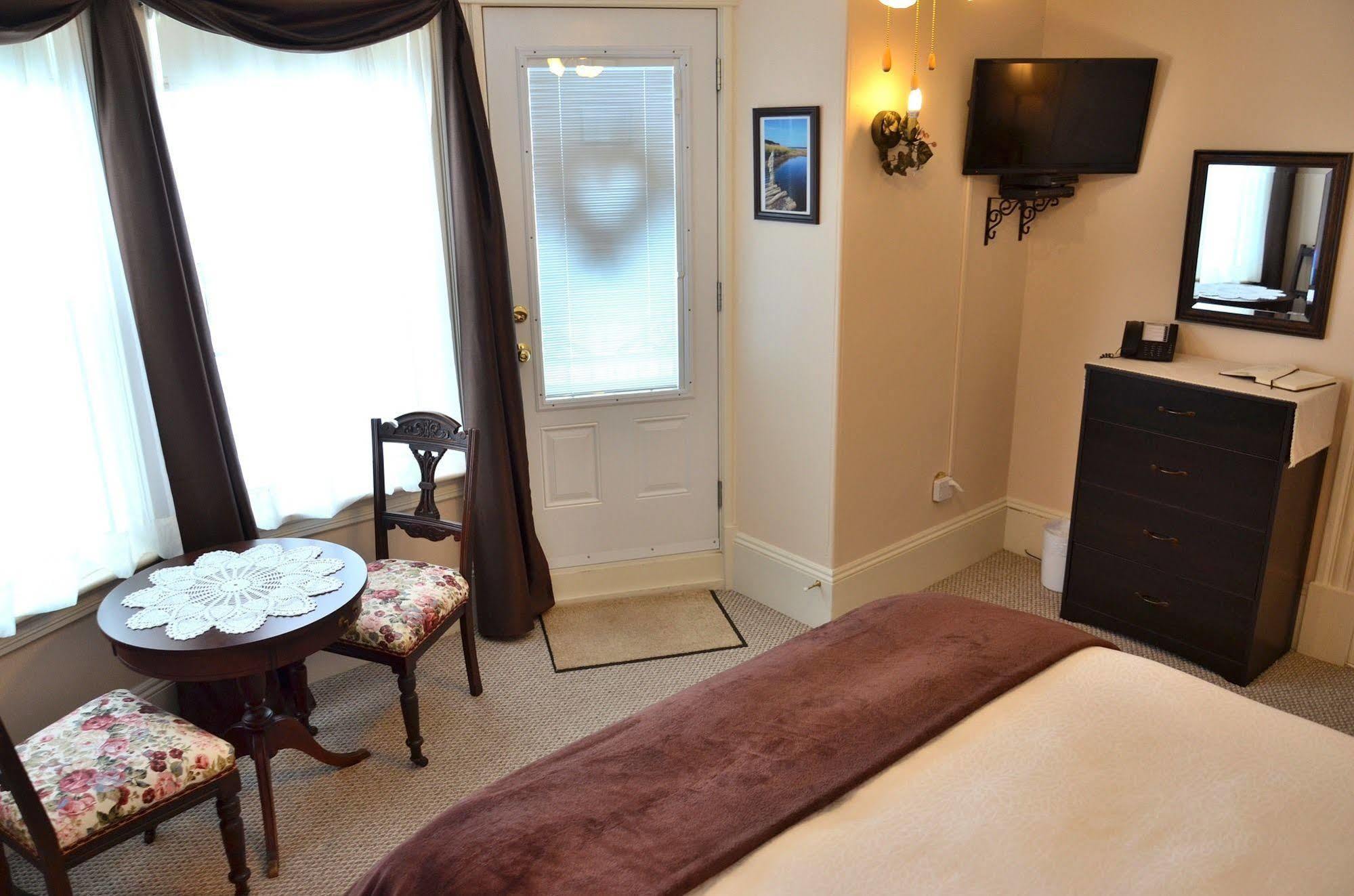 Island Home Bed And Breakfast Summerside Εξωτερικό φωτογραφία